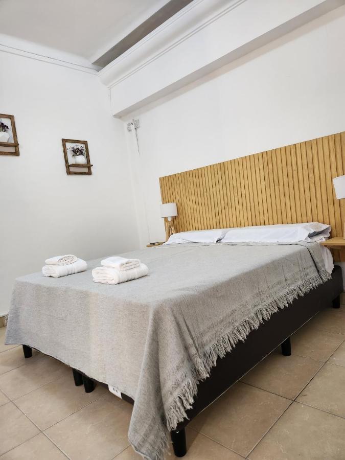 Petit Balcarce Salta Hotel Buitenkant foto